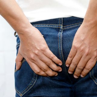 Wspomaga gojenie i regenerację skóry